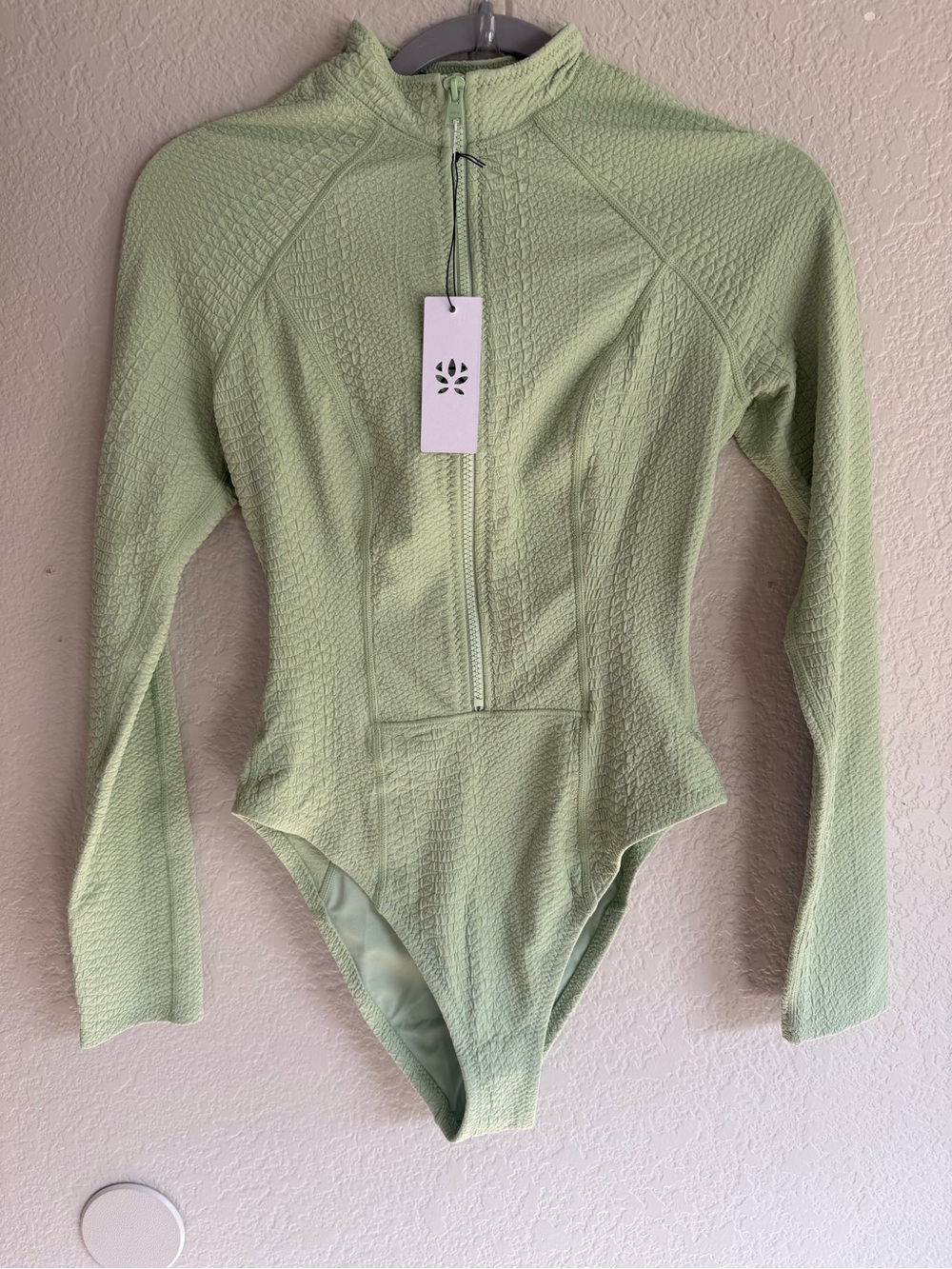 GIGI C Long-Sleeve One-Piece Bodysuit GIGI C Mary Surfsuit
